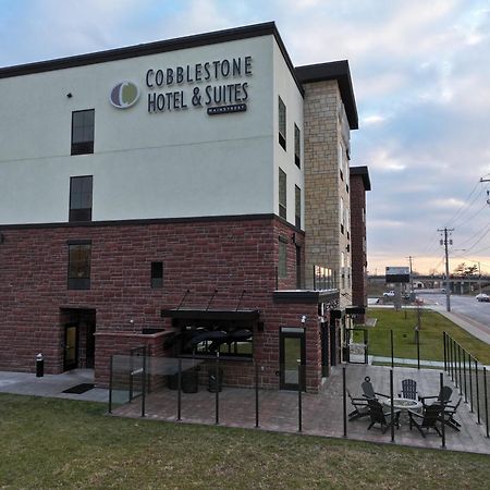 Cobblestone Hotel & Suites - Ottumwa Bagian luar foto