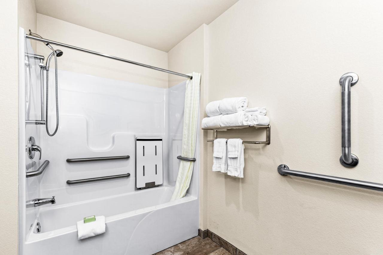 Cobblestone Hotel & Suites - Ottumwa Bagian luar foto
