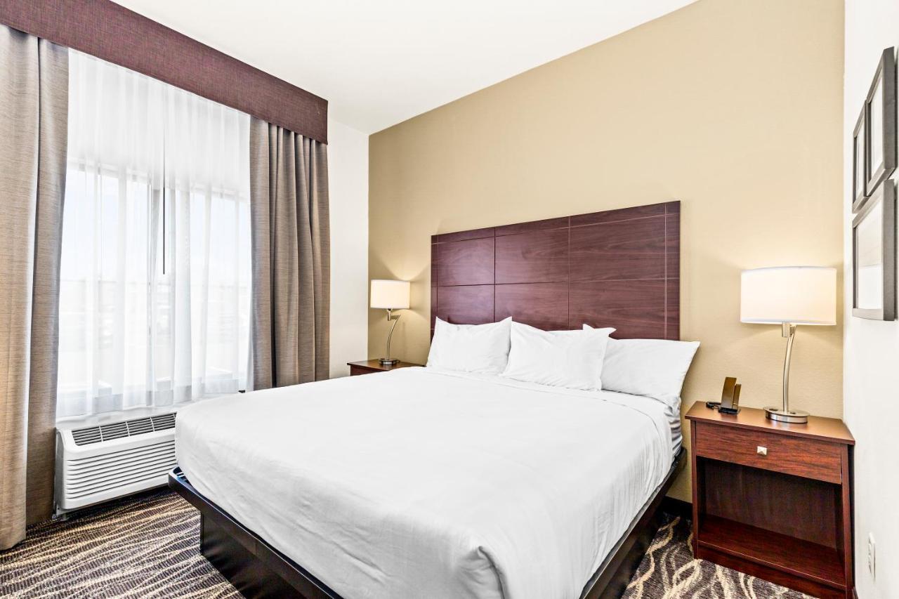 Cobblestone Hotel & Suites - Ottumwa Bagian luar foto