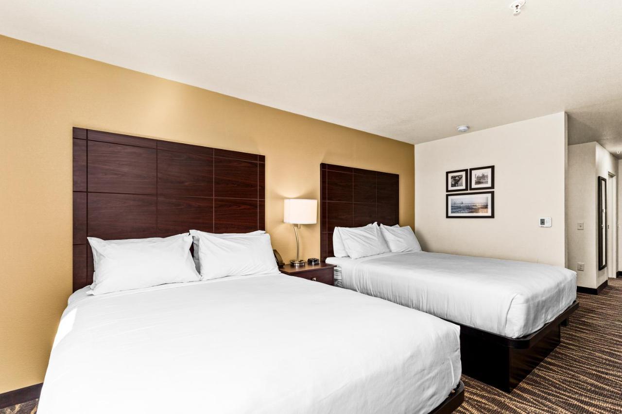 Cobblestone Hotel & Suites - Ottumwa Bagian luar foto